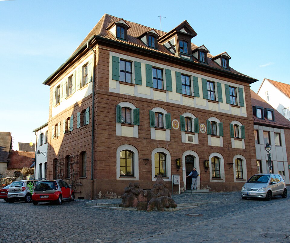 Fenster-Fachbetriebe in Windsbach: Rathaus – Foto: AlexanderRahm Fenster-Fachbetriebe in Windsbach: Rathaus