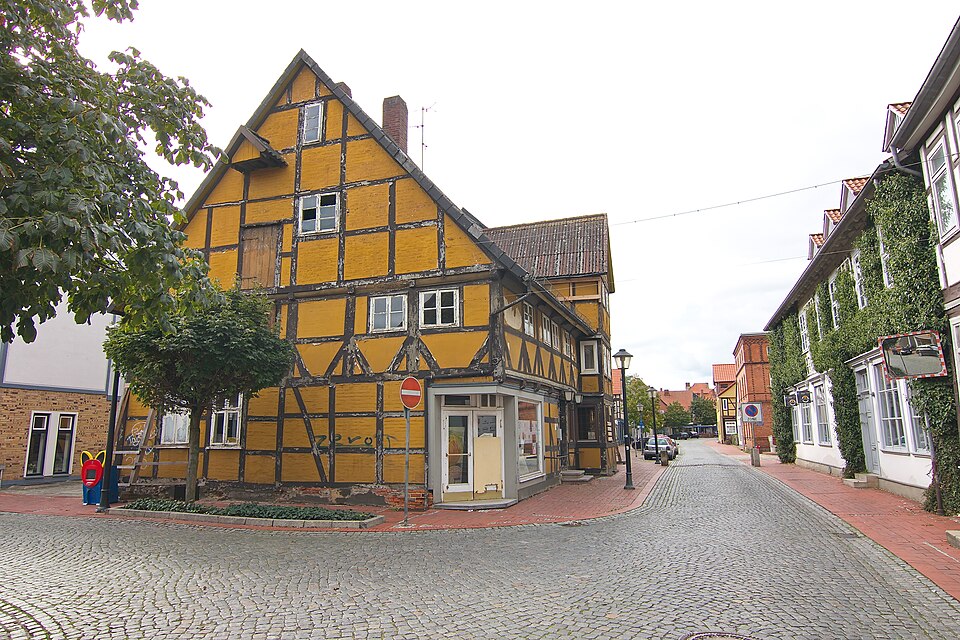 Fenster-Fachbetriebe in Wittingen: Baudenkmal Haus Kreyenberg von in der Altstadt – Foto: Losch Fenster-Fachbetriebe in Wittingen: Baudenkmal Haus Kreyenberg von in der Altstadt
