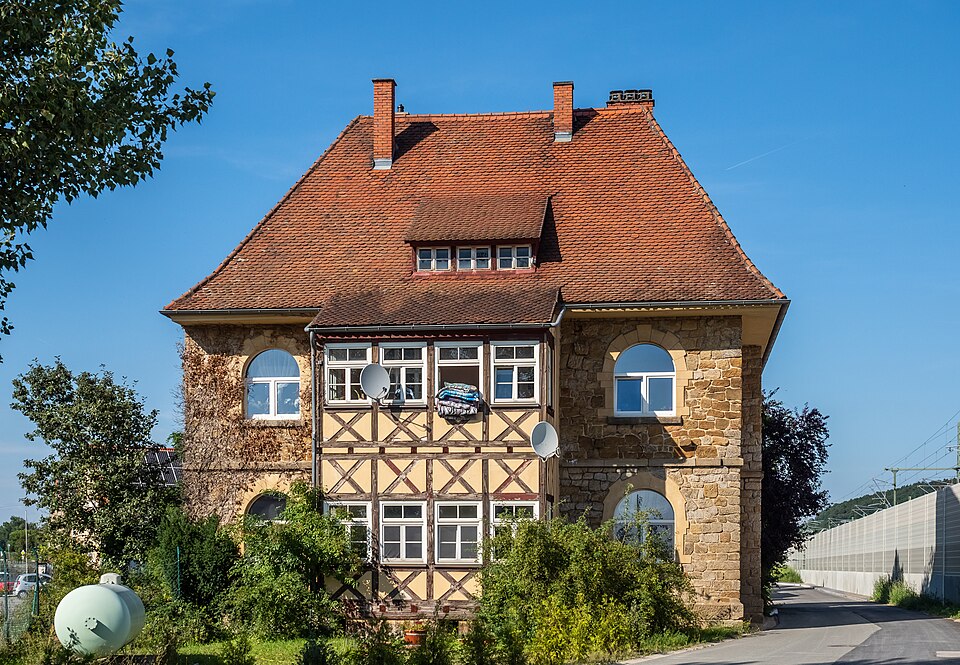 Fenster-Fachbetriebe in Zapfendorf: Haus – Foto: Ermell Fenster-Fachbetriebe in Zapfendorf: Haus