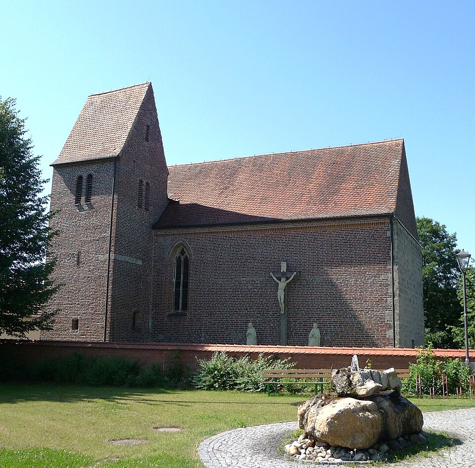 Fenster-Gurus in Zeilarn – Kirche (Foto: Konrad Lackerbeck) Kirche in Zeilarn – Fenster-Gurus vermittelt Fachbetriebe in Zeilarn