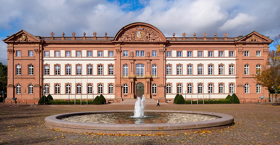 Fenster-Fachbetriebe in Zweibrücken: Schloss – Foto: TeKaBe Fenster-Fachbetriebe in Zweibrücken: Schloss